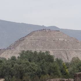 пирамида Солнца - Мексика 2016. Теотиуакан, Мария Гваделупа.